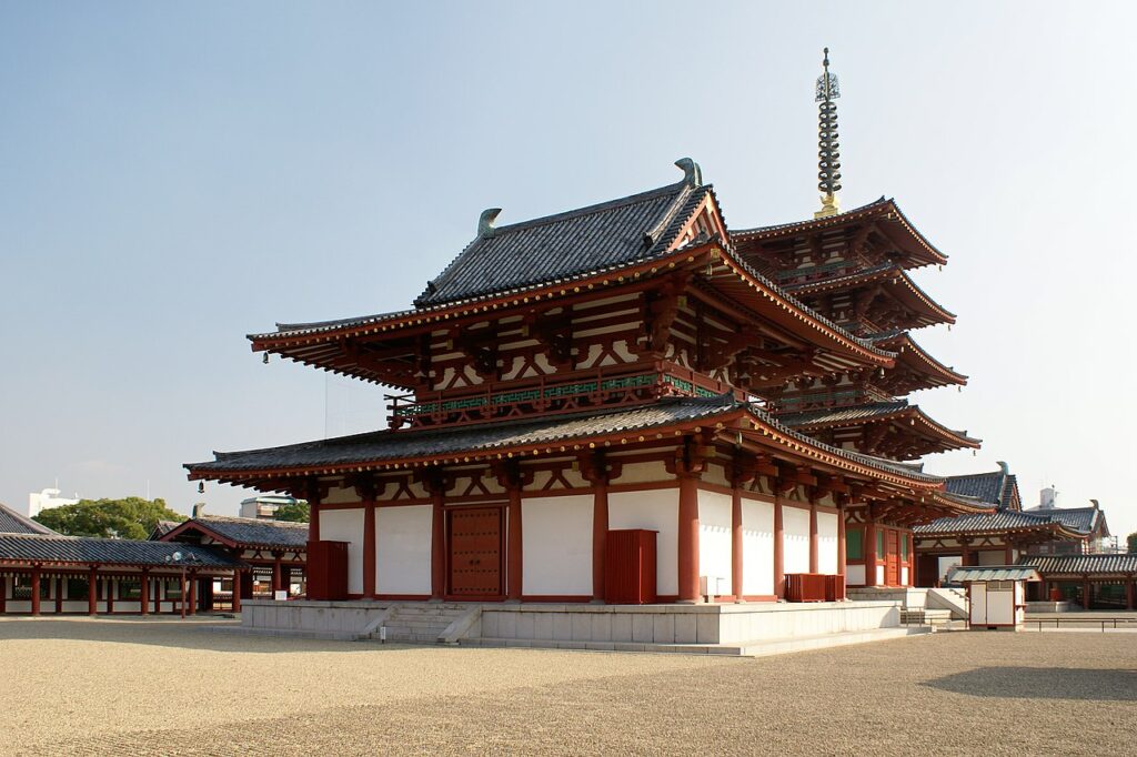 Shitennnōji temple's main hall